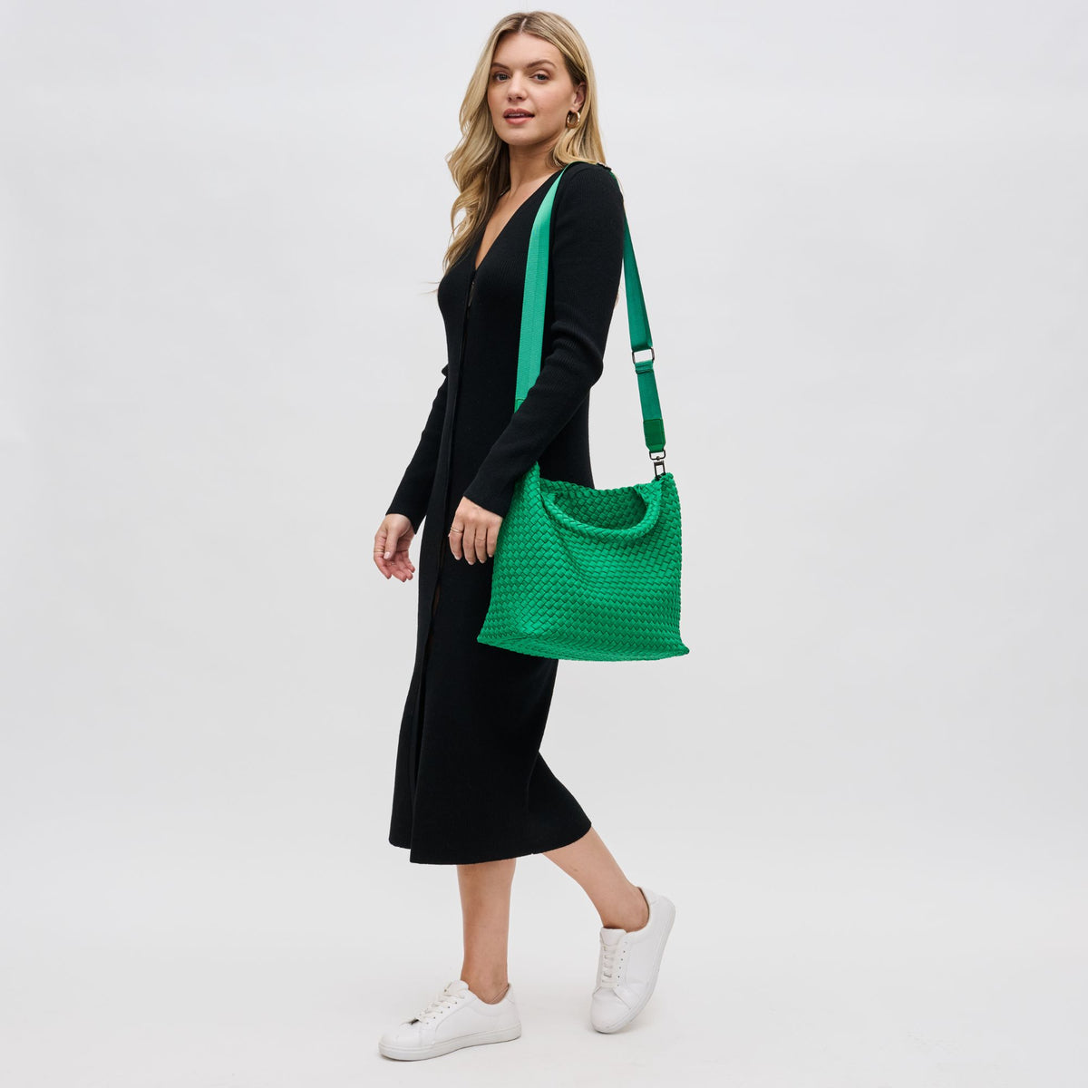 Woman wearing Kelly Green Sol and Selene Sky&#39;s The Limit - Medium Kelly Green Tote 841764111294 View 3 | Kelly Green