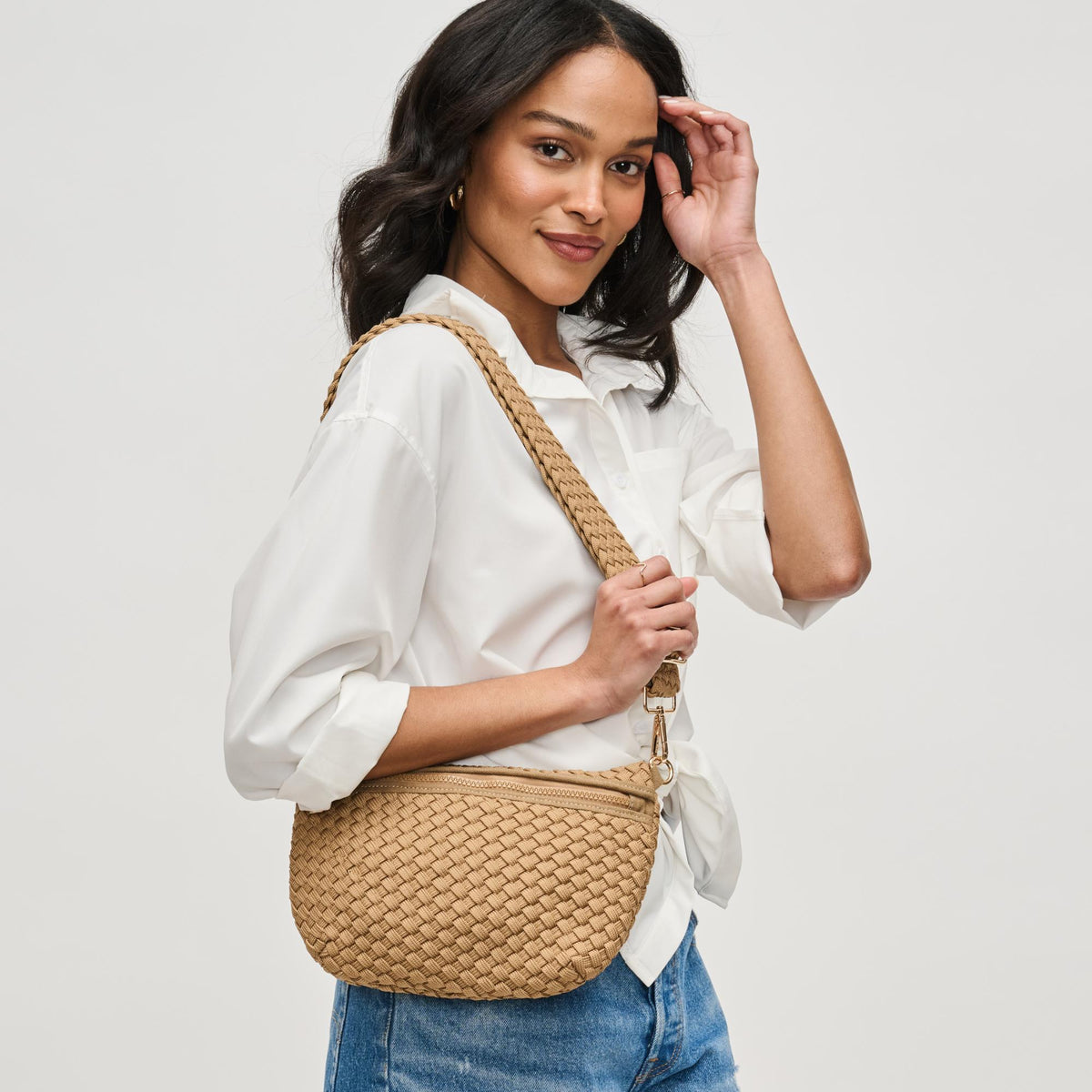 Woman wearing Nude Sol and Selene Ethereal - Woven Sustainable Crossbody 841764111546 View 2 | Nude