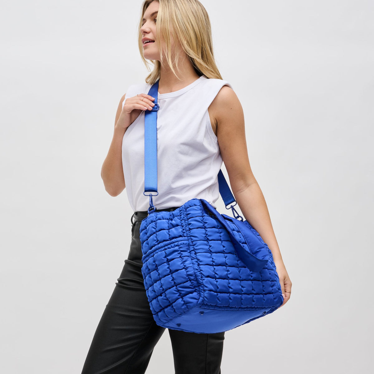 Woman wearing Cobalt Sol and Selene Dreamer Tote 841764108478 View 3 | Cobalt