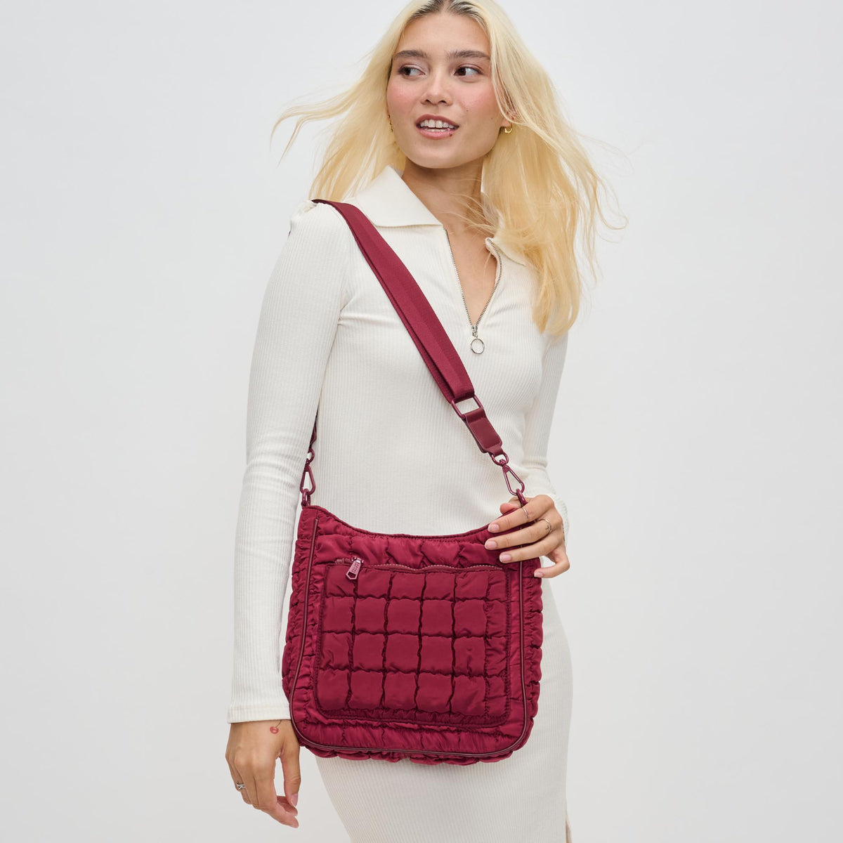 Aura Crossbody