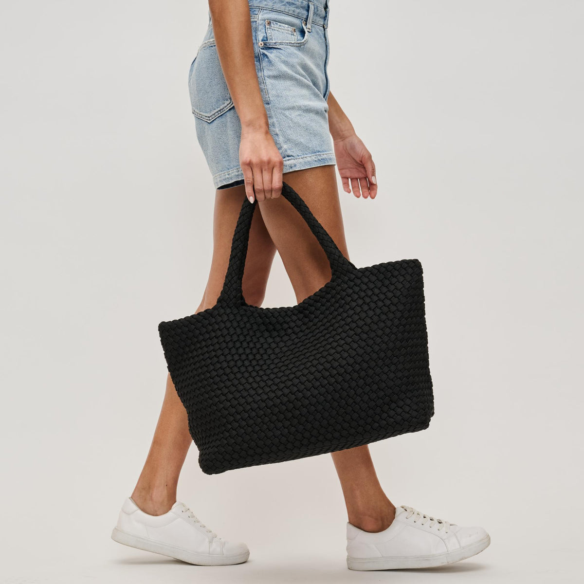 Woman wearing Black Sol and Selene Sky&#39;s The Limit - Large Sustainable Tote 841764111553 View 4 | Black