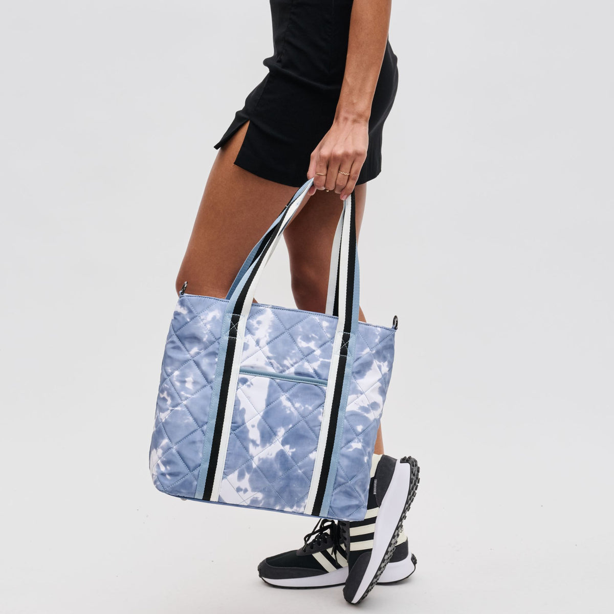 Woman wearing Slate Cloud Sol and Selene Motivator Carryall Tote 841764106948 View 2 | Slate Cloud