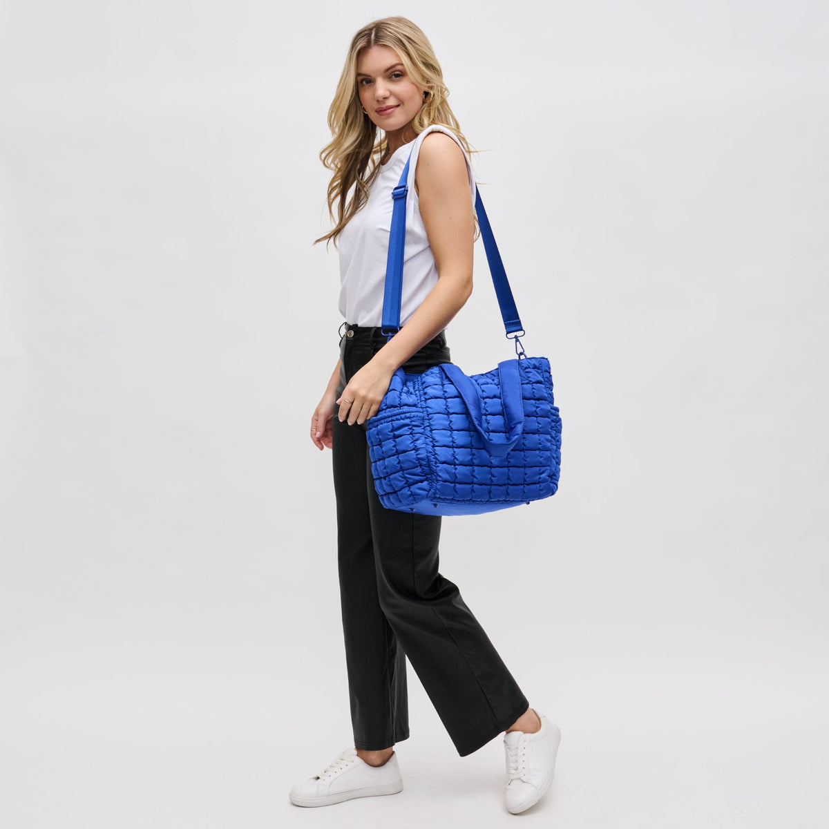 Woman wearing Cobalt Sol and Selene Dreamer Tote 841764108478 View 4 | Cobalt