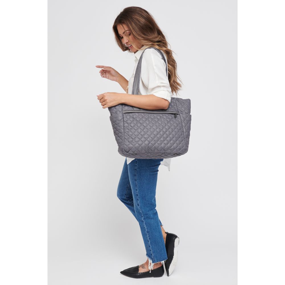 Woman wearing Carbon Sol and Selene No Filter Tote 841764105118 View 2 | Carbon