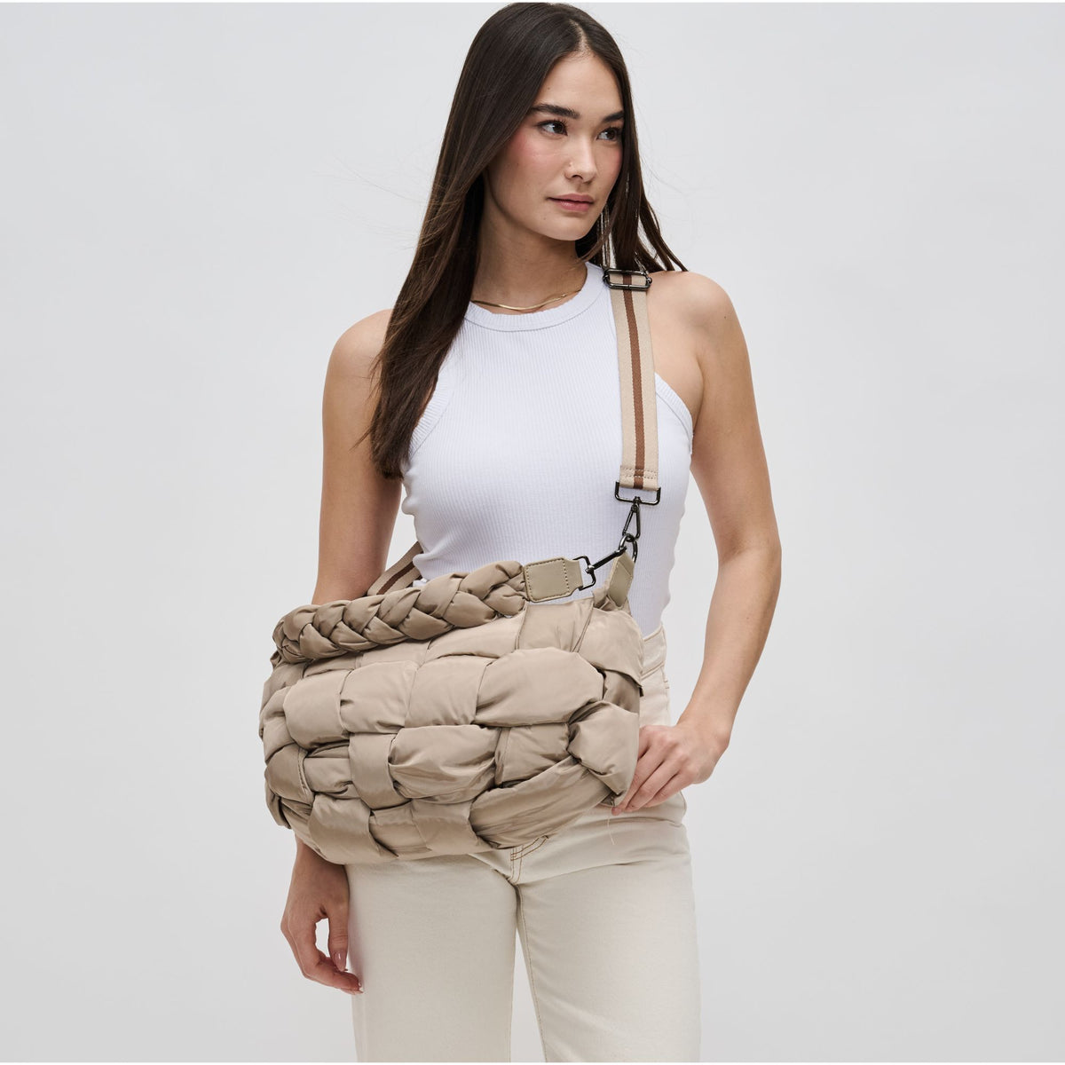 Woman wearing Nude Sol and Selene Sixth Sense - Medium Shoulder Bag 841764107990 View 1 | Nude