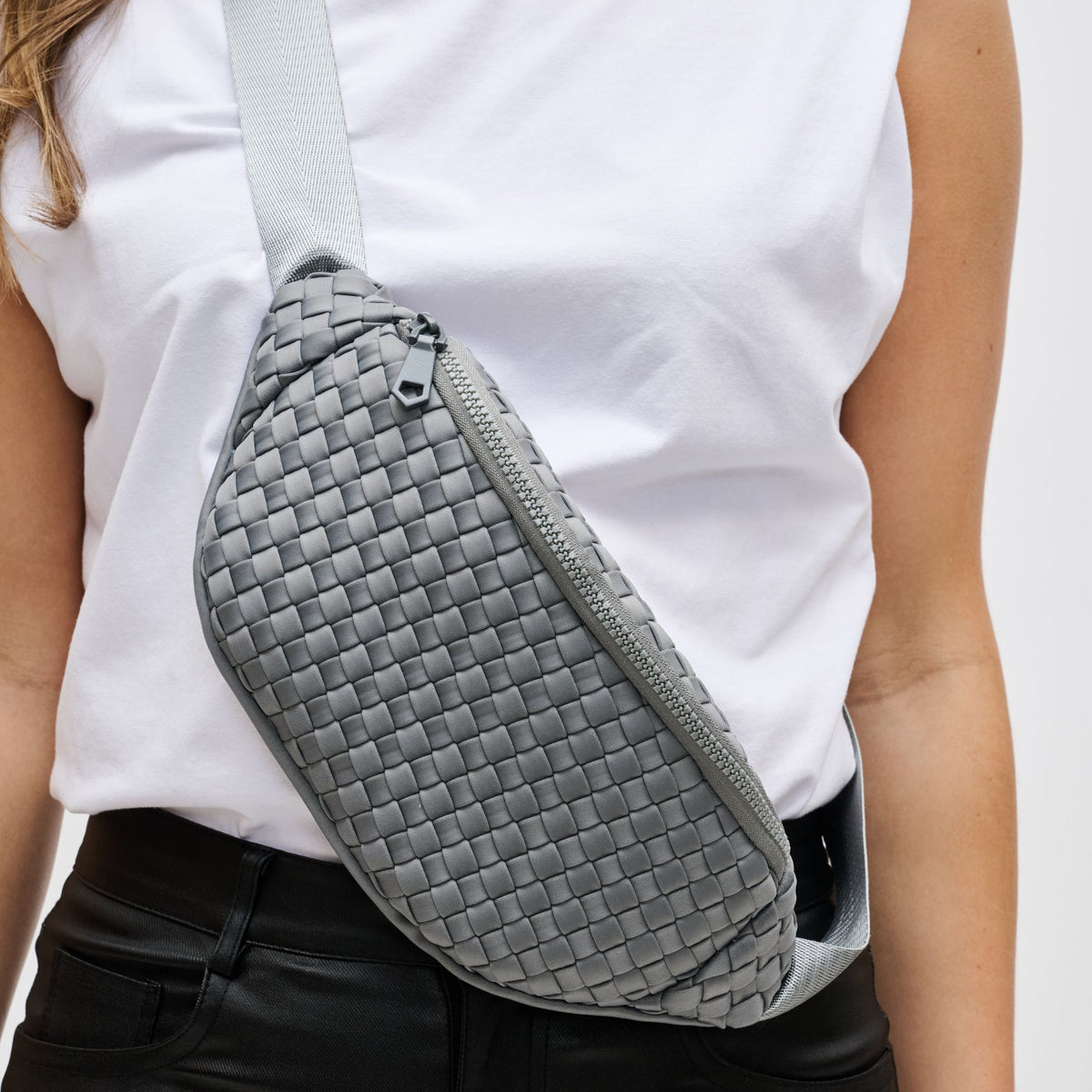 Woman wearing Grey Sol and Selene Aim High Belt Bag 841764108133 View 3 | Grey